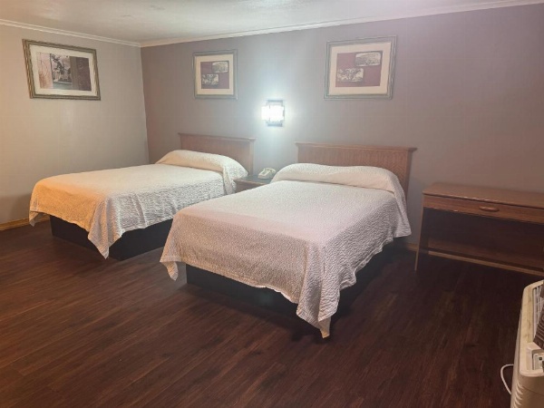 Farrington Inn - North Brunswick image 11